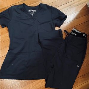 Greys Anatomy Active scrubs- gray, xs